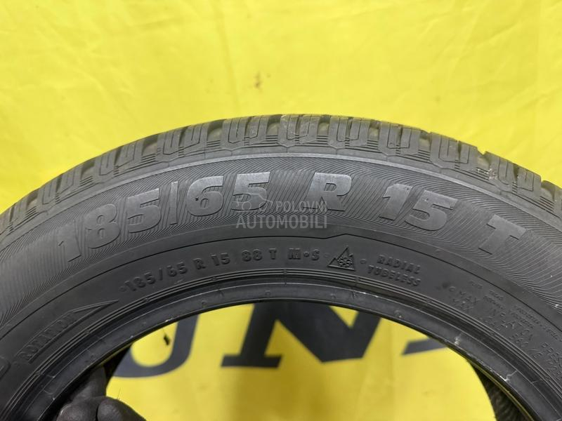 Semperit 185/65 R15 Zimska