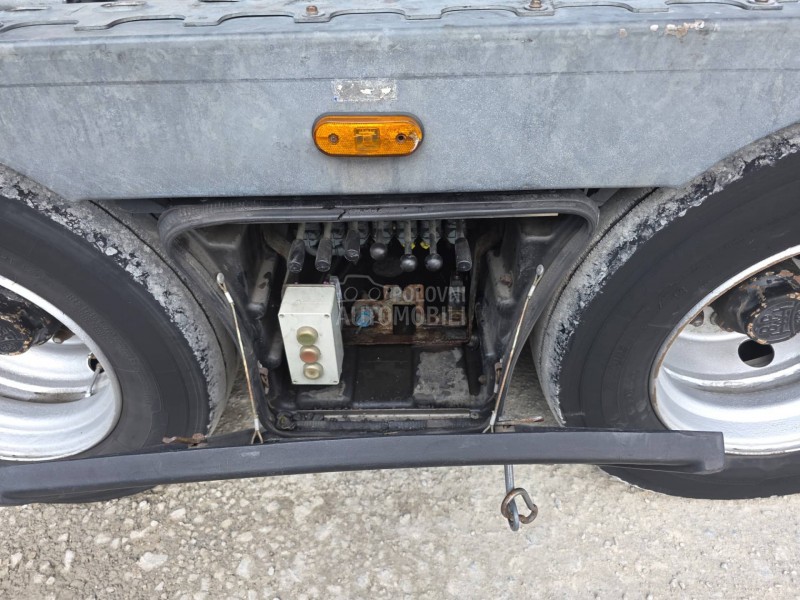 Mercedes Benz ACTROS 2440