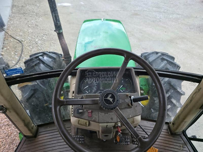 John Deere 6110