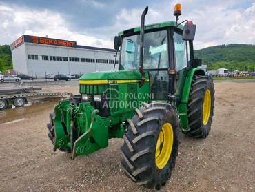 John Deere 6110