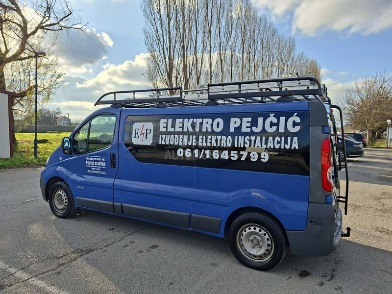 Renault Trafic 