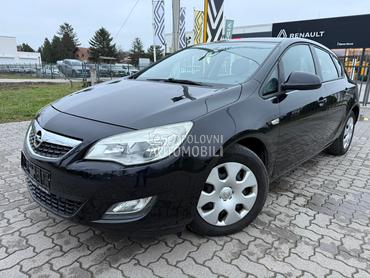 Opel Astra J 1.6b