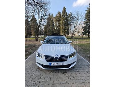 Škoda Superb El gepek, pano