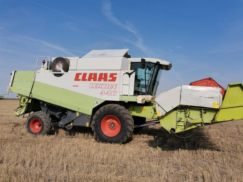 Claas LEXION 440 ČITAJ OPIS