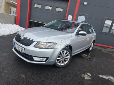 Škoda Octavia AUT/ N A V I