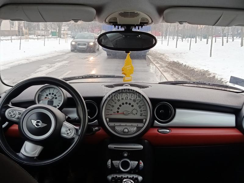 MINI Cooper 