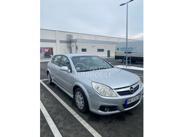 Opel Signum 1.9 CDTI