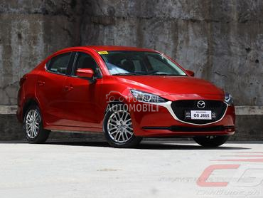 Mazda 2 20-25 god -  kompletan auto u delovima