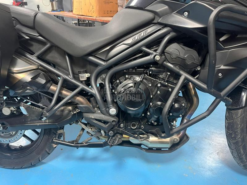 Triumph Tiger 800
