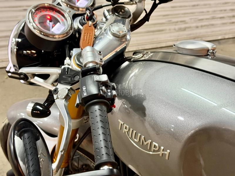 Triumph Thruxton R