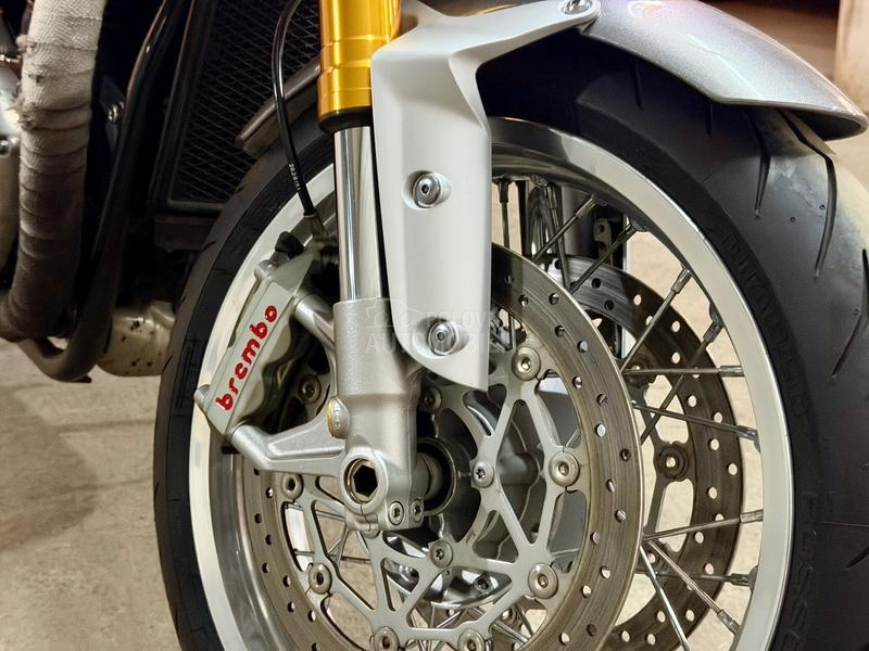 Triumph Thruxton R