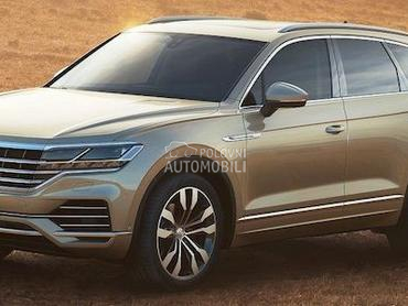Volkswagen Touareg -  kompletan auto u delovima