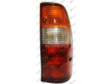 STOP LAMPA Desno za Mazda 3 od 1999. do 2003. god.