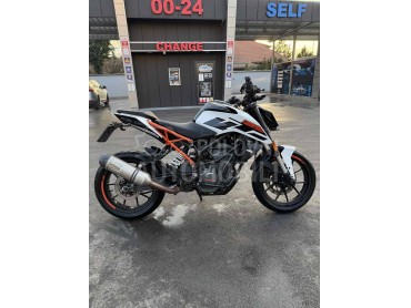 KTM Duke 125 A1