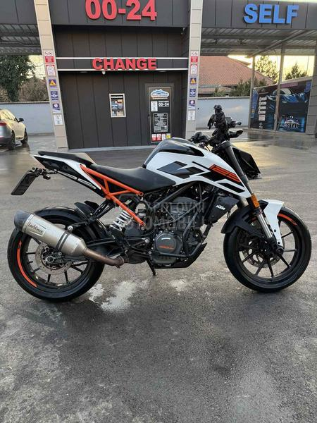 KTM Duke 125 A1