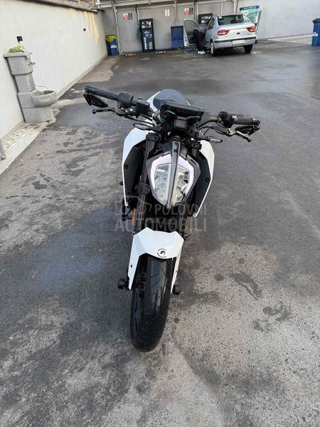 KTM Duke 125 A1