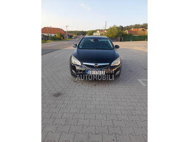 Opel Astra J 
