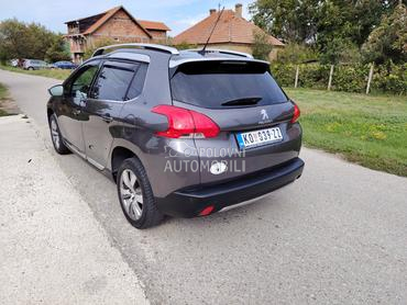 Peugeot 2008 1.2