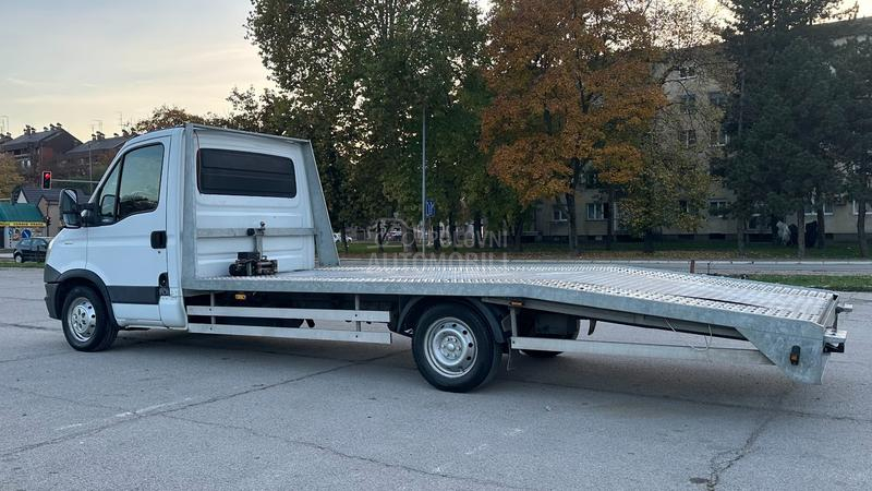 Iveco 35S15 IZUZZETAN