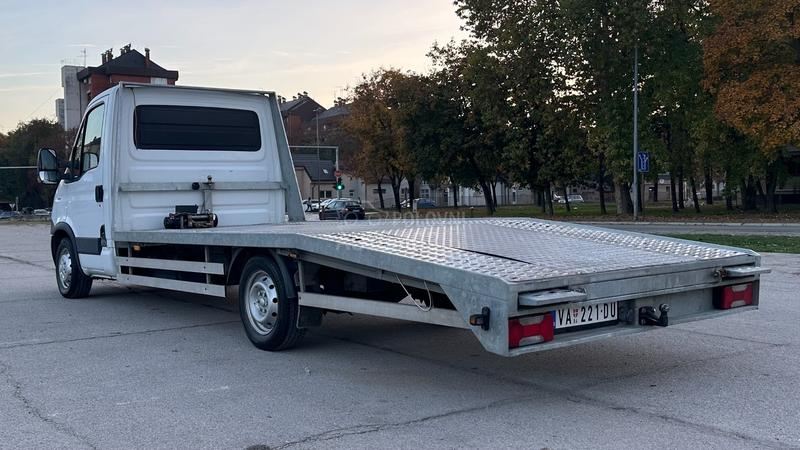 Iveco 35S15 IZUZZETAN