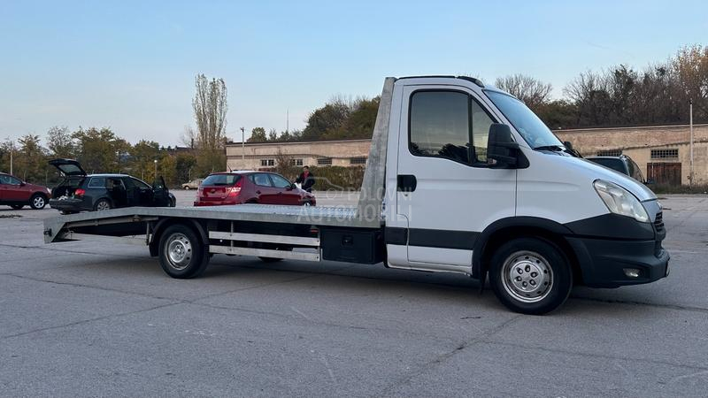 Iveco 35S15 IZUZZETAN