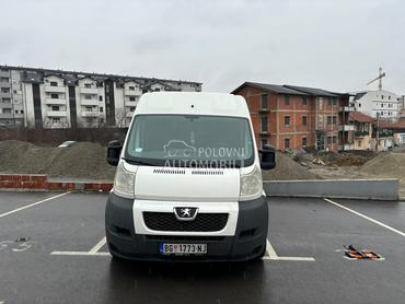Peugeot Boxer sredjen ceo