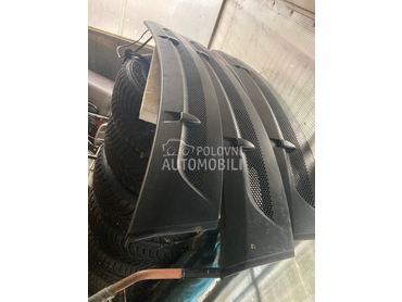 resetka haube prskalica za Mercedes Benz A Klasa od 2004. do 2011. god.