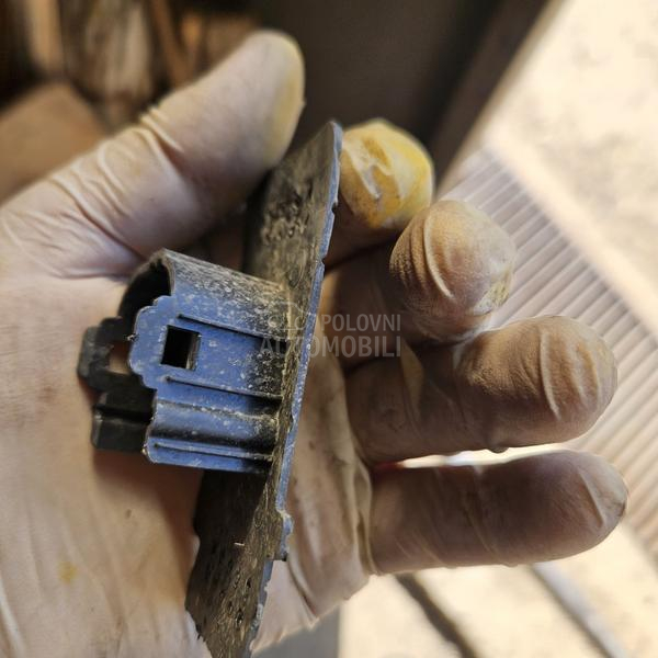 nosac parking senzora