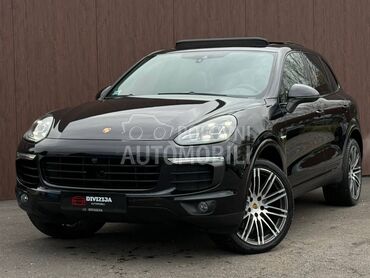 Porsche Cayenne S/Hybrid/Pano/360
