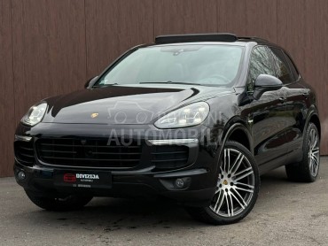 Porsche Cayenne S/Hybrid/Pano/360