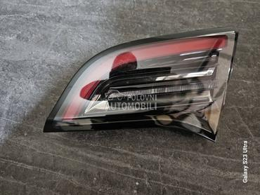 STOP LAMPA Y za Tesla Model 3