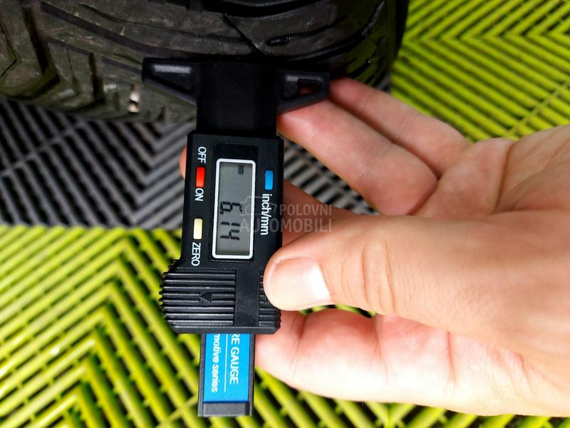 Maxxis 135/90 R17 Sve sezone