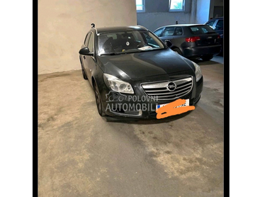 Opel Insignia 2.0 2012. god. -  kompletan auto u delovima
