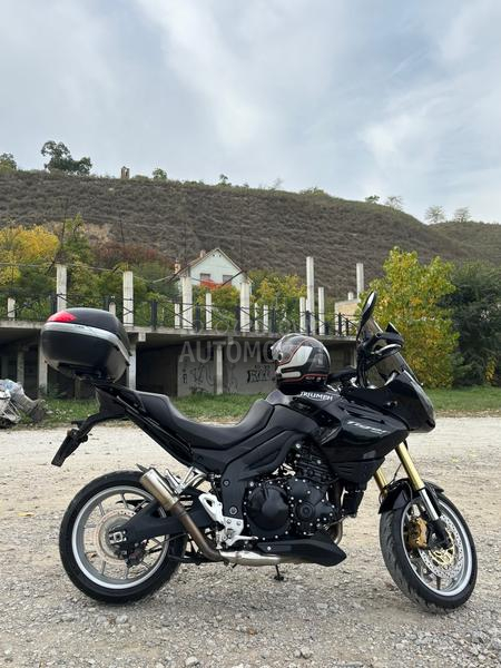 Triumph Tiger 1050