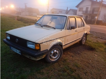 Volkswagen Jetta 1.3b