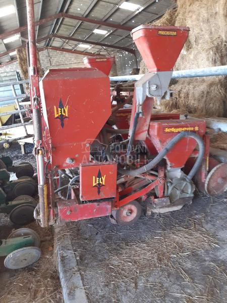 Kuhn lely 6