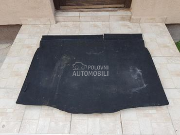 Tepih pod u gepeku za Peugeot 207