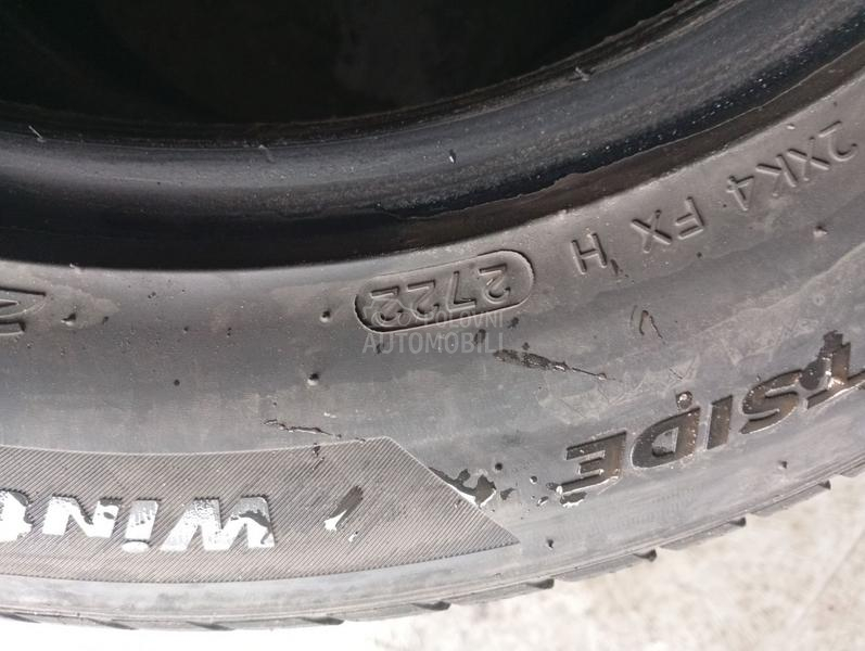 Hankook 225/55 R16 Zimska