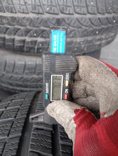 Hankook 225/55 R16 Zimska