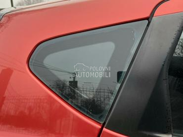 Staklo leptir zadnje desno za Nissan Qashqai od 2006. do 2013. god.