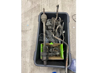 delovi razni za Renault Clio od 2002. do 2007. god.