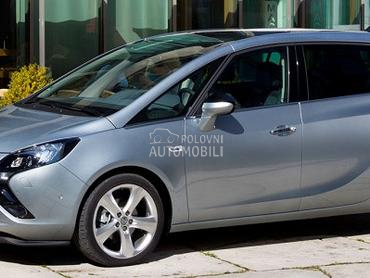 Opel Zafira 11-16 god -  kompletan auto u delovima