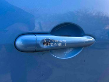 Ručice vrata plava TERPB za Renault Grand Scenic, Scenic od 2009. do 2016. god.