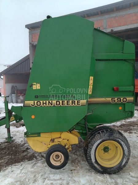 John Deere 590