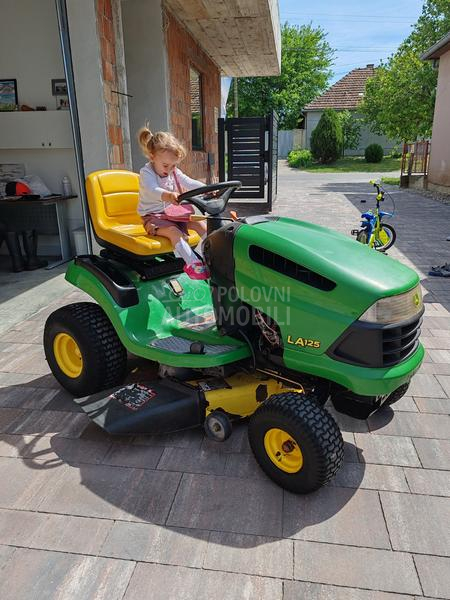 John Deere LA 125