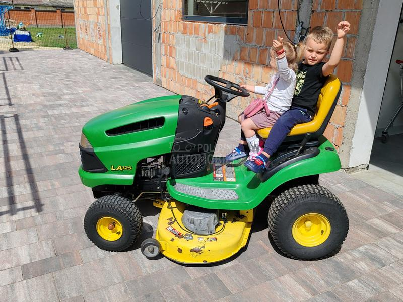 John Deere LA 125