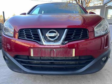 Branik prednji bordo za Nissan Qashqai od 2009. do 2013. god.