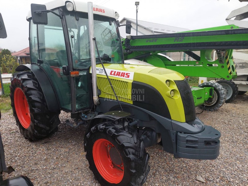 Claas NECTIS 257 VL  VOĆARSKI