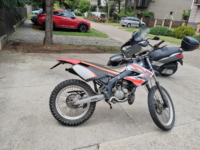 Derbi derbi senda 50