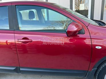 Vrata prednja desna bordo za Nissan Qashqai od 2006. do 2013. god.